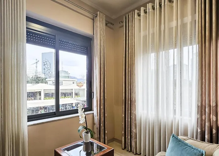 Apartman Sunflower Junior Tirana